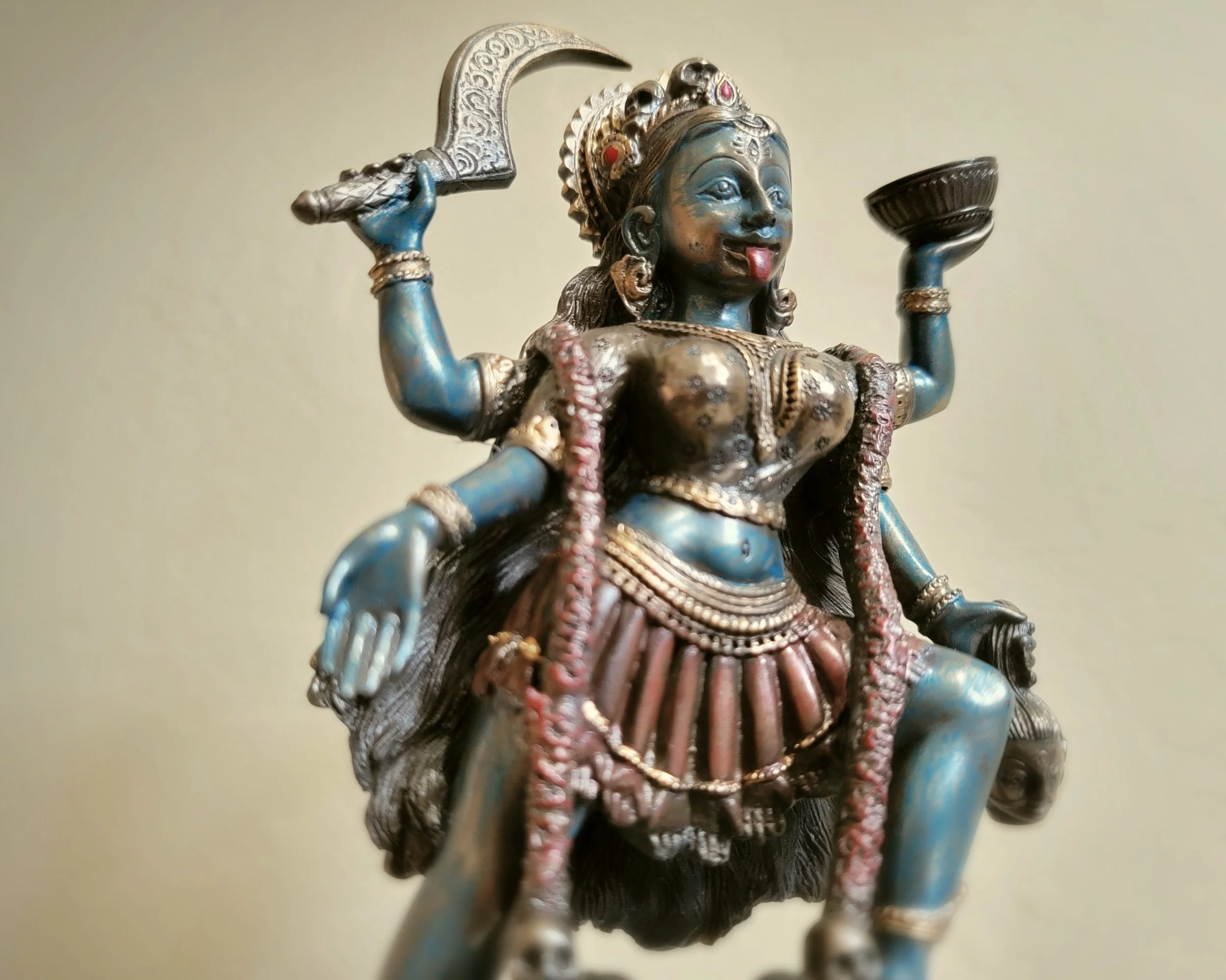 kali goddess statue