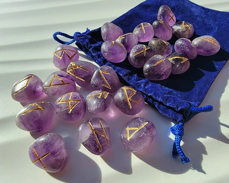 Runes Divination Stone, Runes Natural Amethyst