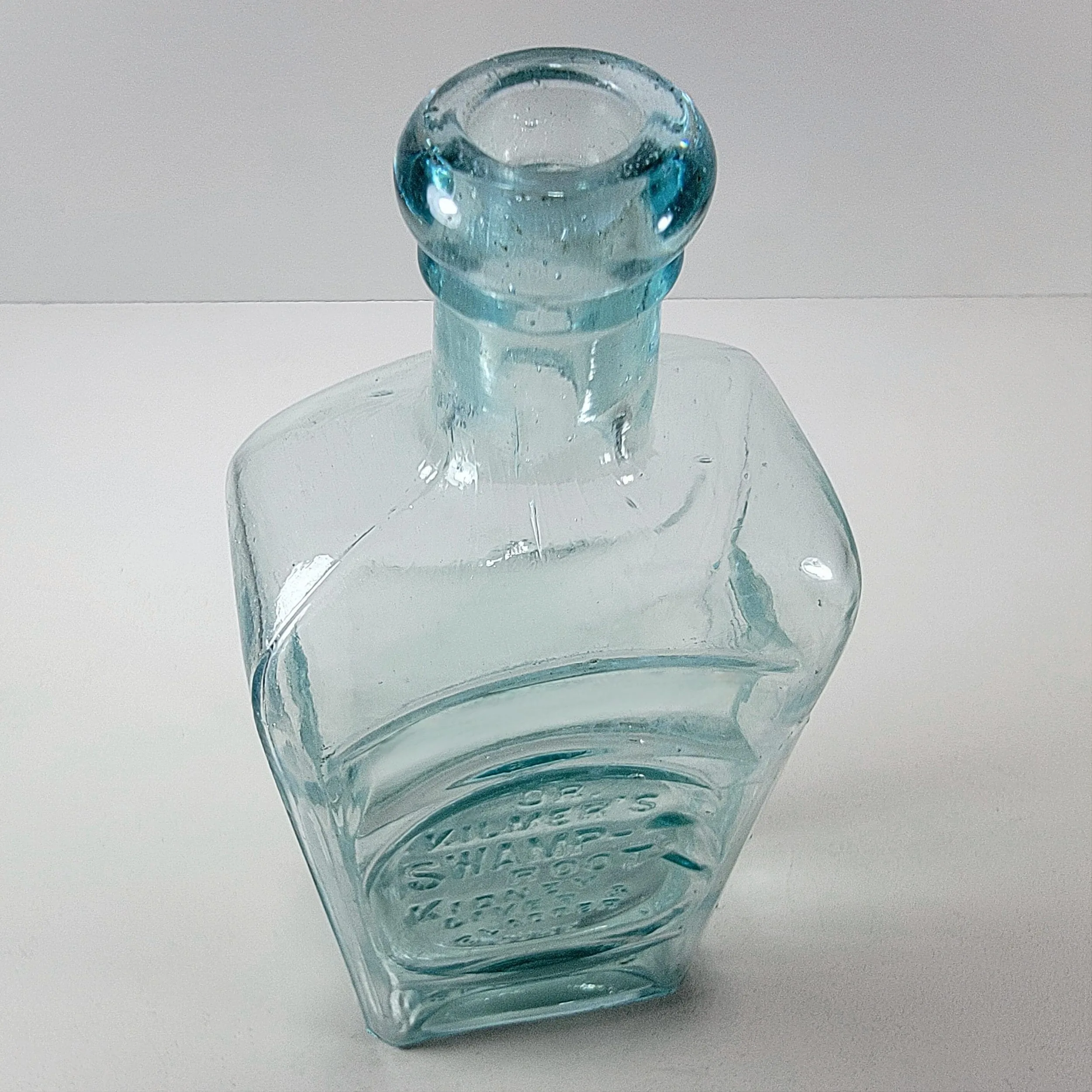 Slide 5 for Antique Glass Medicine Bottle, Dr. Kilmer's Swamp-Root Cure