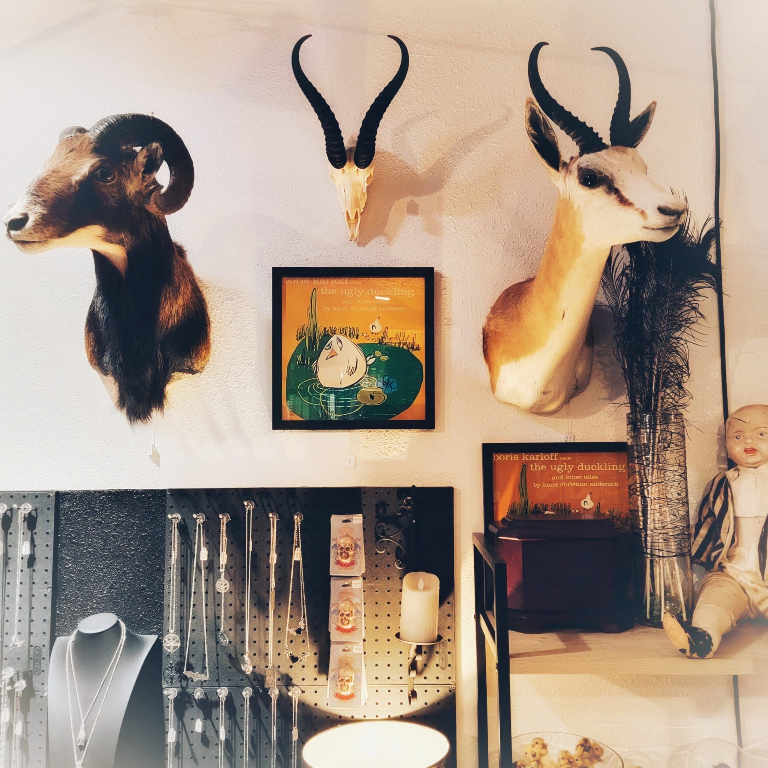 Slide 5 for Framed Vintage Record, Boris Karloff Reads The Ugly Duckling